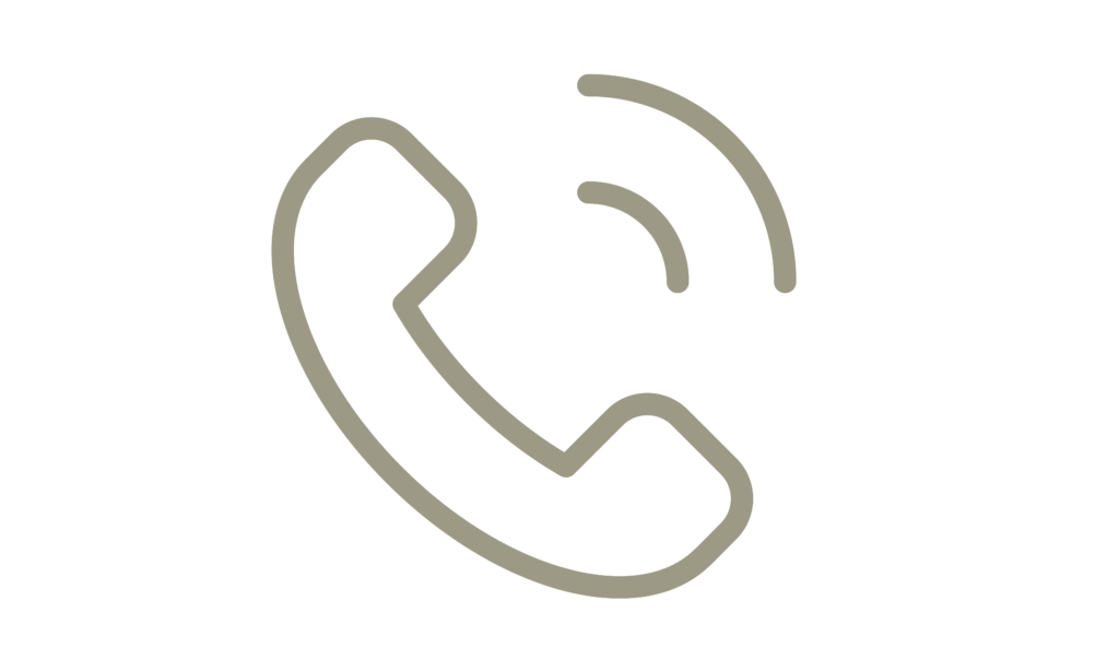 Unsere Kundenberater/innen stehen Ihnen gerne für eine erste telefonische Abklärung zur Verfügung. Vielfach kann im Gespräch bereits geklärt werden, ob es sich um wertvolle Stücke handelt oder nicht.